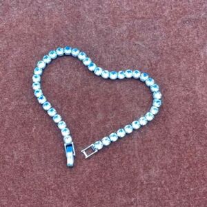 New Never Worn Tennis Bracelet